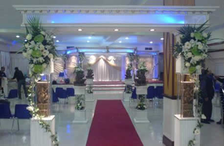 semi round mandap willesden